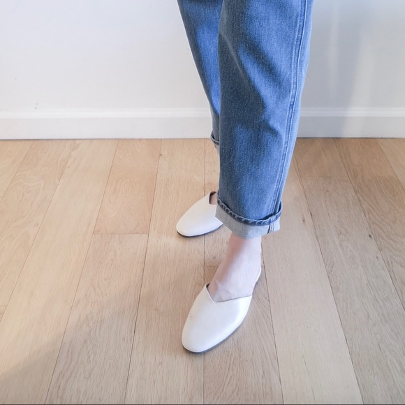 MOVING SALE LAST ONE Ice cream colors slippers - Picture 5 of 8